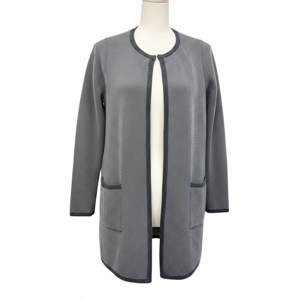 Ellen Tracy Gray Knit Sweater